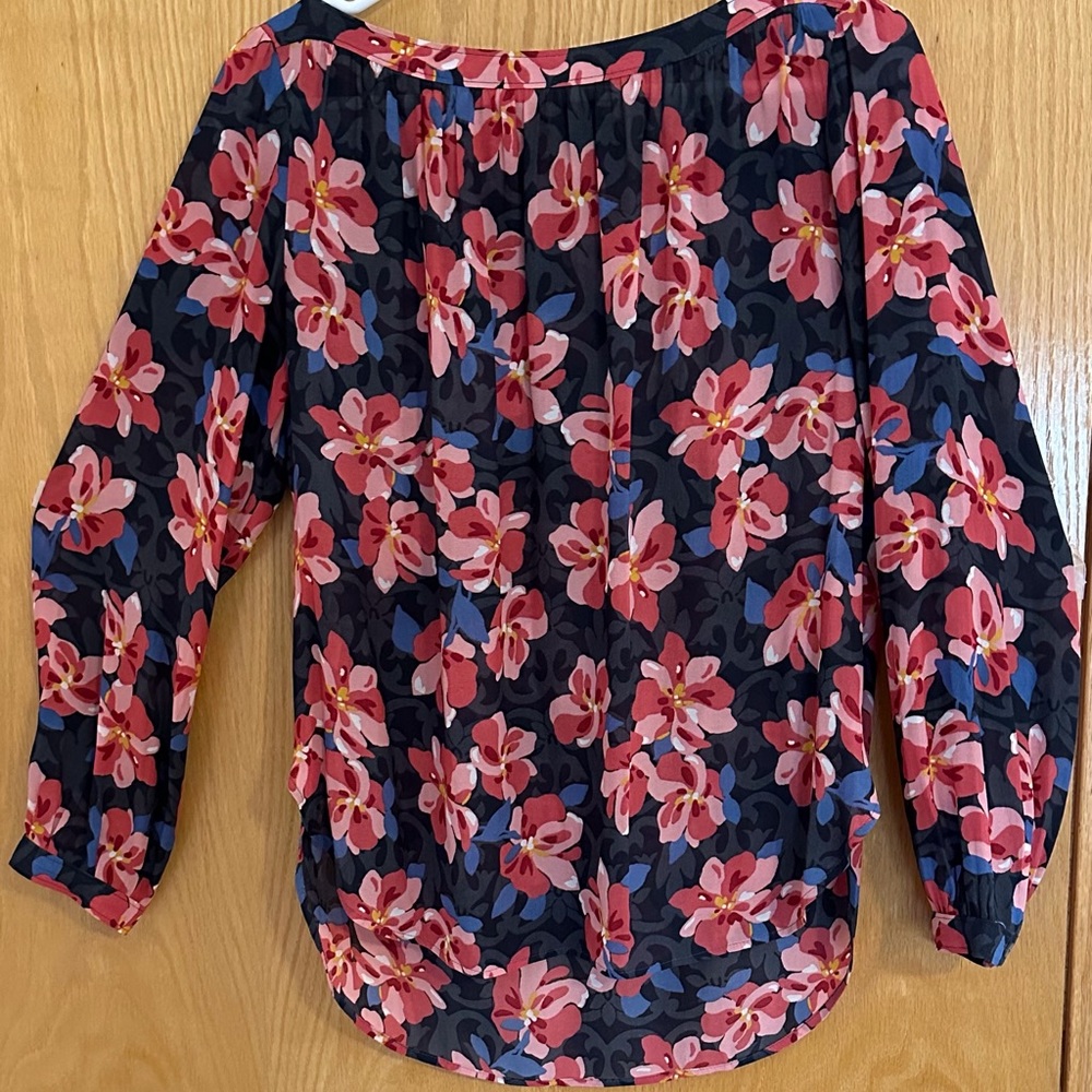 Pullover top